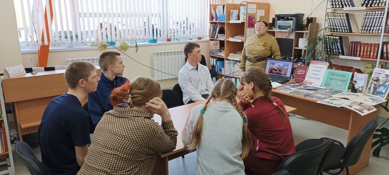 Литературный набат &amp;quot;Дорогами нашей Победы&amp;quot;.